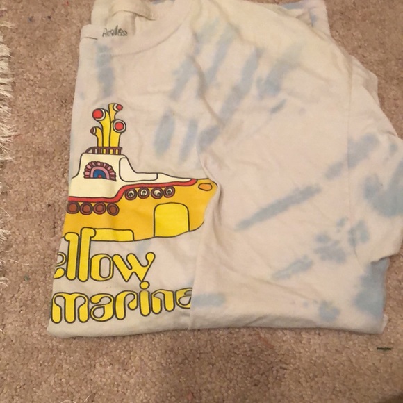 Graphic tee - Picture 2 of 3